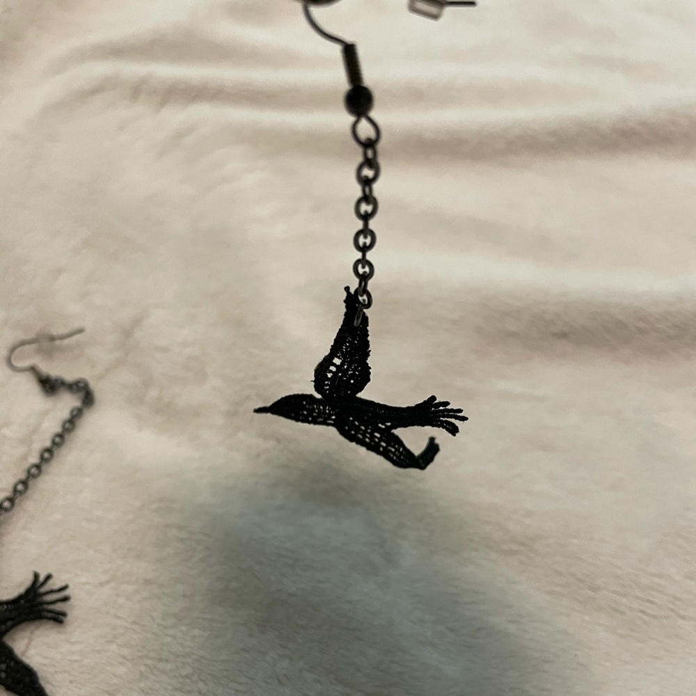Unique Handmade bird earrings - Picture 2 of 6